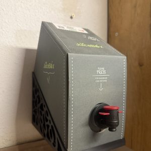 Deine Juicebox, perfekt in Szene gesetzt &ndash; mit unserer Wandhalterung🧃🖼️